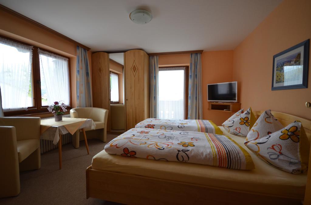 Gaestehaus Friedl Kirchberg in Tirol Phòng bức ảnh